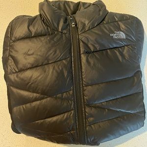 Women’s North Face down jacket. Size L.